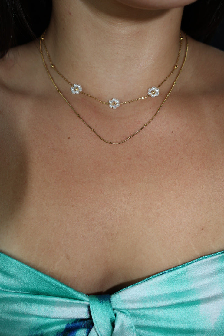 Daisy necklace