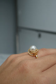 Diamonds and pearls ring